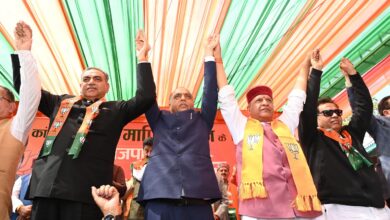 शिमला चौड़ा मैदान में कांग्रेस सरकार के खिलाफ भाजपा का प्रदर्शन