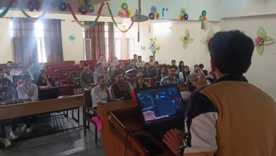 रीजनल सेंटर के छात्रों ने सीखे मोबाइल ऐप बनाने के गुर