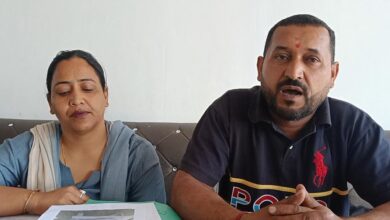 पंचायत प्रधान पर लगाए पंचायत कार्यों में धांधली के आरोप