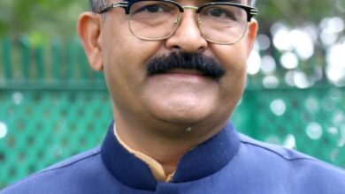 “मुख्य सचिव प्रभोध सक्सेना को तत्काल निलंबित करे सरकार – निजी आयोजन में नाम, कारोबारी मेहमान और अब सफेद झूठ: बिक्रम सिंह ठाकुर”