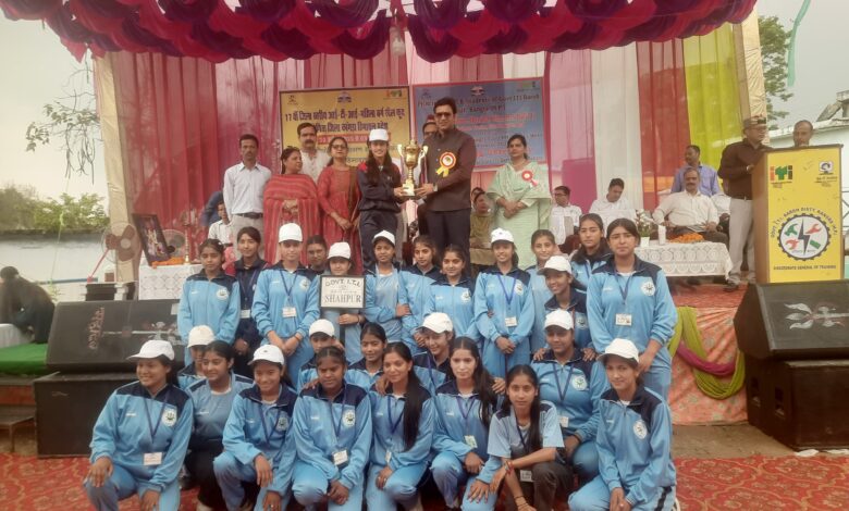 आईटीआई की खेलकूद प्रतियोगिता में शाहपुर अव्वल आईटीआई की खेलकूद प्रतियोगिता में शाहपुर अव्वल
