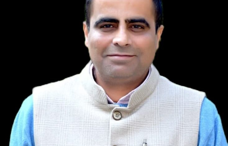 कंगना आपदा में राजनीति करने की बजाए केंद्र से सहयोग की अपील करे: पुनीत मल्ली कंगना आपदा में राजनीति करने की बजाए केंद्र से सहयोग की अपील करे: पुनीत मल्ली