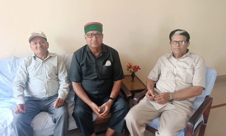 एलीट ग्रुप की मासिक बैठक पीसी विश्वकर्मा की अध्यक्षता में हुई सम्पन्न एलीट ग्रुप की मासिक बैठक पीसी विश्वकर्मा की अध्यक्षता में हुई सम्पन्न