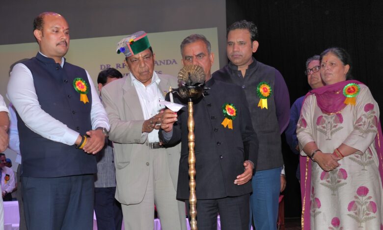 टांडा चिकित्सा महाविद्यालय एक साल में बनेगा प्रदेश का उत्कृष्ट स्वास्थ्य संस्थानः मुख्यमंत्री टांडा चिकित्सा महाविद्यालय एक साल में बनेगा प्रदेश का उत्कृष्ट स्वास्थ्य संस्थानः मुख्यमंत्री