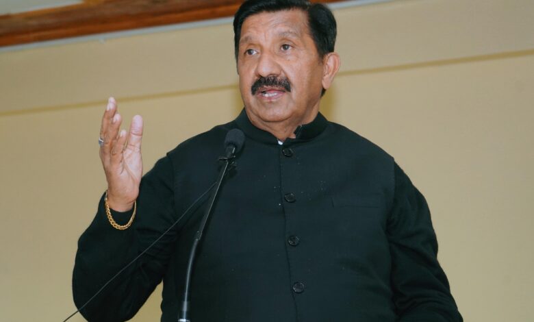 सराज क्षेत्र में कई रूटों पर परिवहन निगम की मिनी बस सेवाएं बहालः उप-मुख्यमंत्री