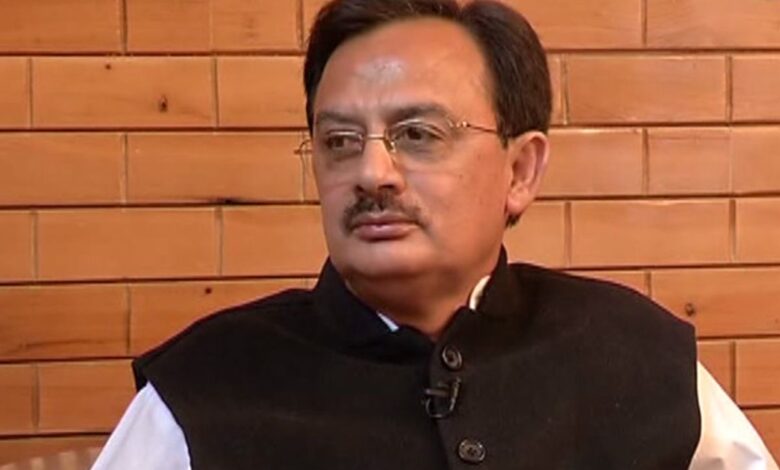 सरकार के प्रयासों से युवाओं के लिए खुल रहे रोजगार-स्वरोजगार के द्वारः चौहान