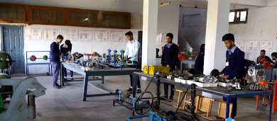 आई टी आई बैजनाथ में कैम्पस इंटरव्यू आयोजित