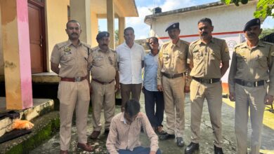 36 वर्षीय व्यक्ति चरस रखने के आरोप में गिरफ्तार किया