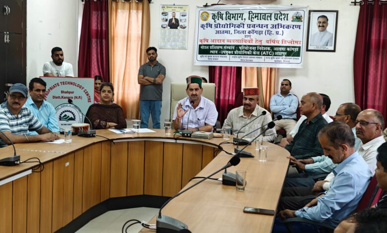 किसानों को अपने नजदीक ही मिलेंगे गुणवत्तापूर्ण कृषि इनपुट्स : केवल सिंह पठानिया