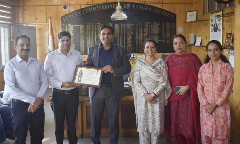 उत्कर्ष अभियान में उत्कृष्ट कार्य पर कांगड़ा को मिला सम्मान