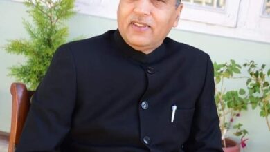 अधिकारियों के चंगुल में फंस उनकी कठपुतली बनकर रह गए हैं मुख्यमंत्री : जयराम ठाकुर