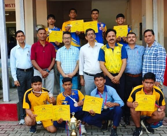 अंडर-19 जिला स्तरीय बॉक्सिंग टूर्नामेंट में समलोटी स्कूल का शानदार प्रदर्शन