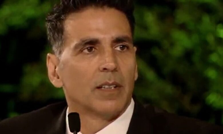 विदेशों में नौकरी के इच्छुक समय से बनवायें अपना पासपोर्ट: अक्षय कुमार