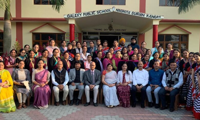 माध्यमिक स्तर की सीबीएसई गणित पर दो दिवसीय शिक्षक कार्यशाला आयोजित