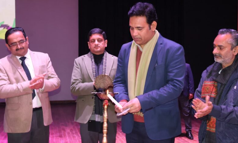 टांडा मेडिकल कॉलेज के प्रशिक्षुओं के लिए 5 करोड़ रुपये से बनेगा छात्रावास : आरएस बाली टांडा मेडिकल कॉलेज के प्रशिक्षुओं के लिए 5 करोड़ रुपये से बनेगा छात्रावास : आरएस बाली